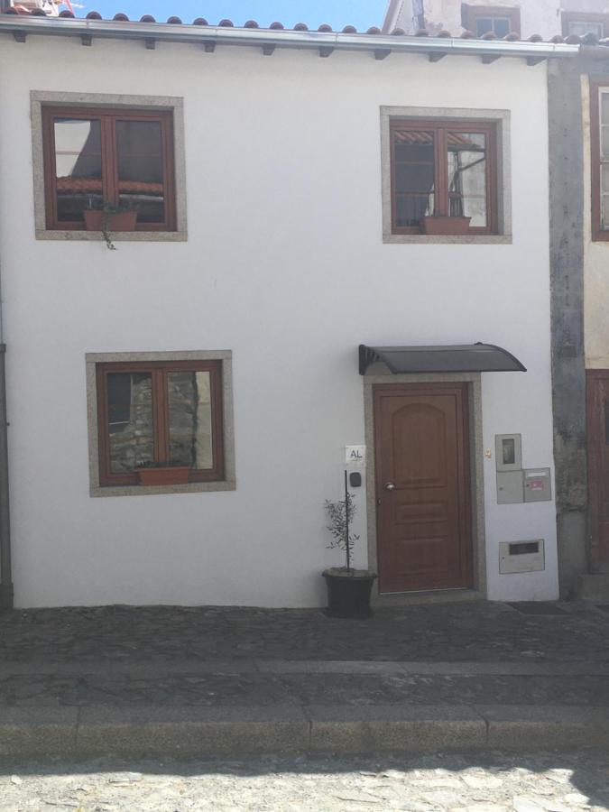 Apartamento Casa Do Castelo I Bragança Exterior foto